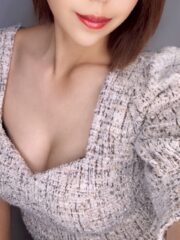 ひなり♪綺麗系地元美女